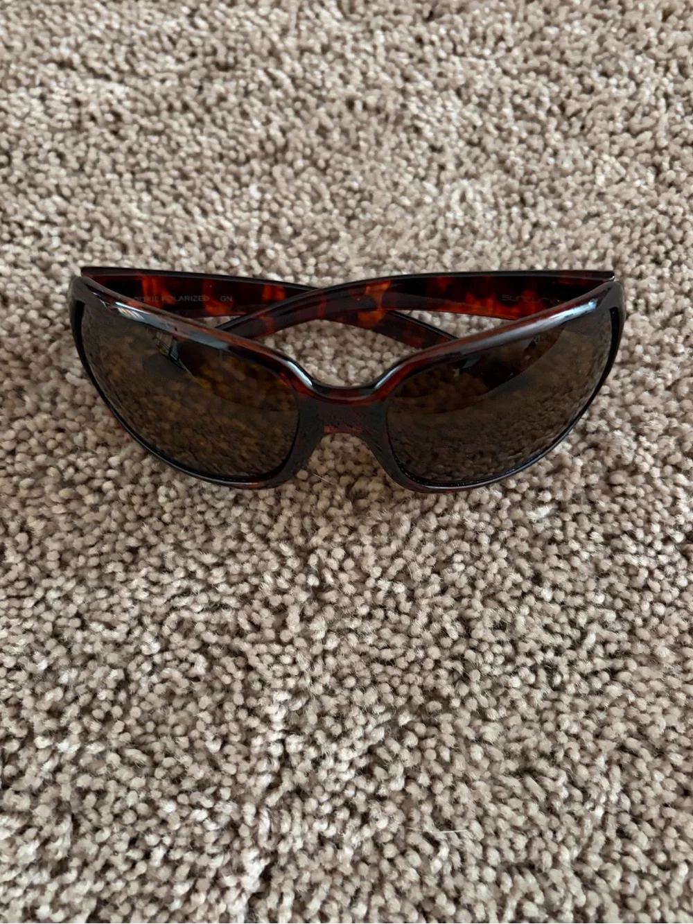 SUNCLOUD stylish tortoiseshell